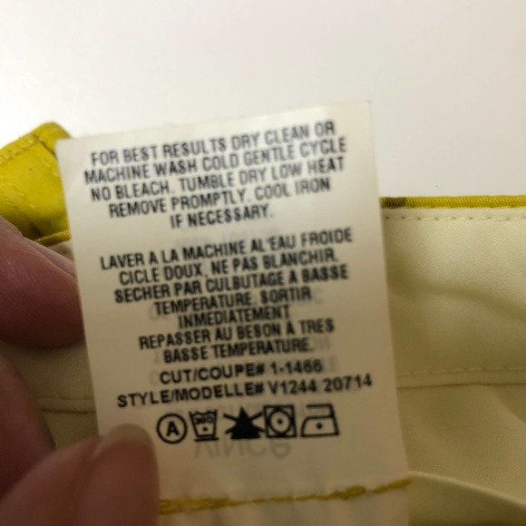 Vince Chartreuse Cuffed Shorts - Picture 5 of 6